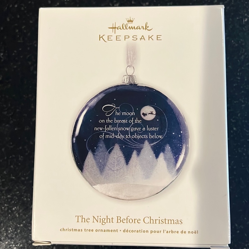 NIB 2011 Hallmark Keepsake “The Night Before Christmas” Glass Ornament
